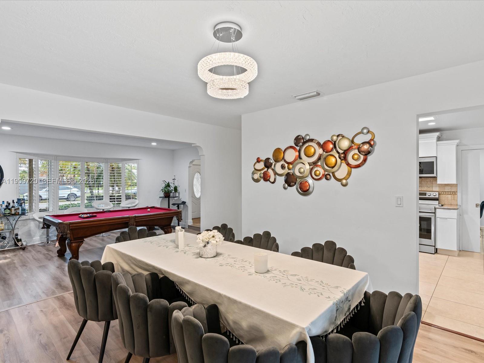 1113 N 46th Ter Hollywood, FL 33021