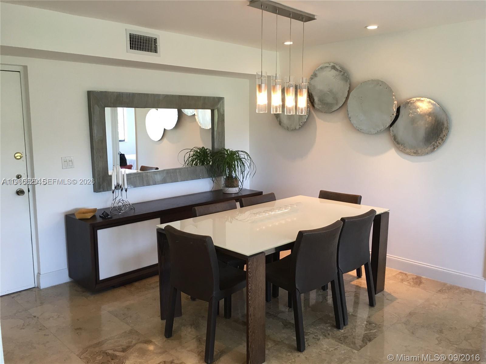 255 Galen Dr #4A Key Biscayne, FL 33149