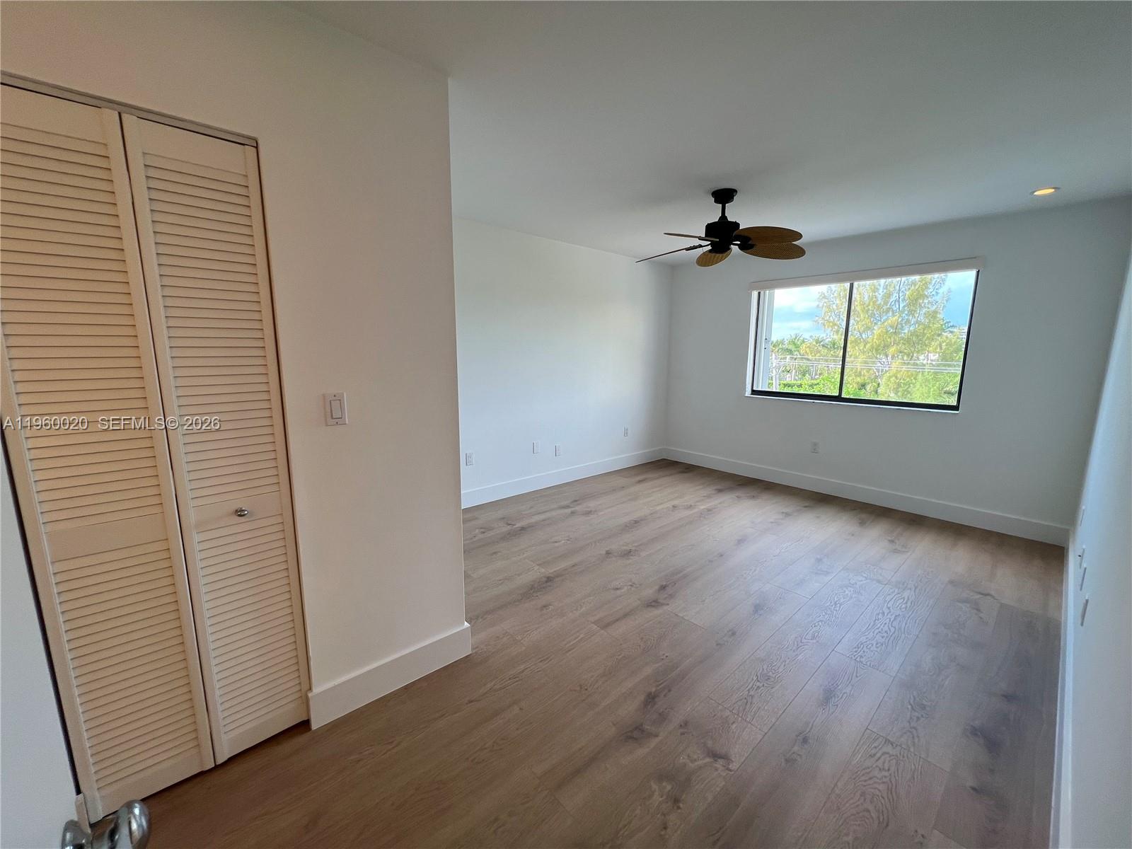 255 Galen Dr #4A Key Biscayne, FL 33149