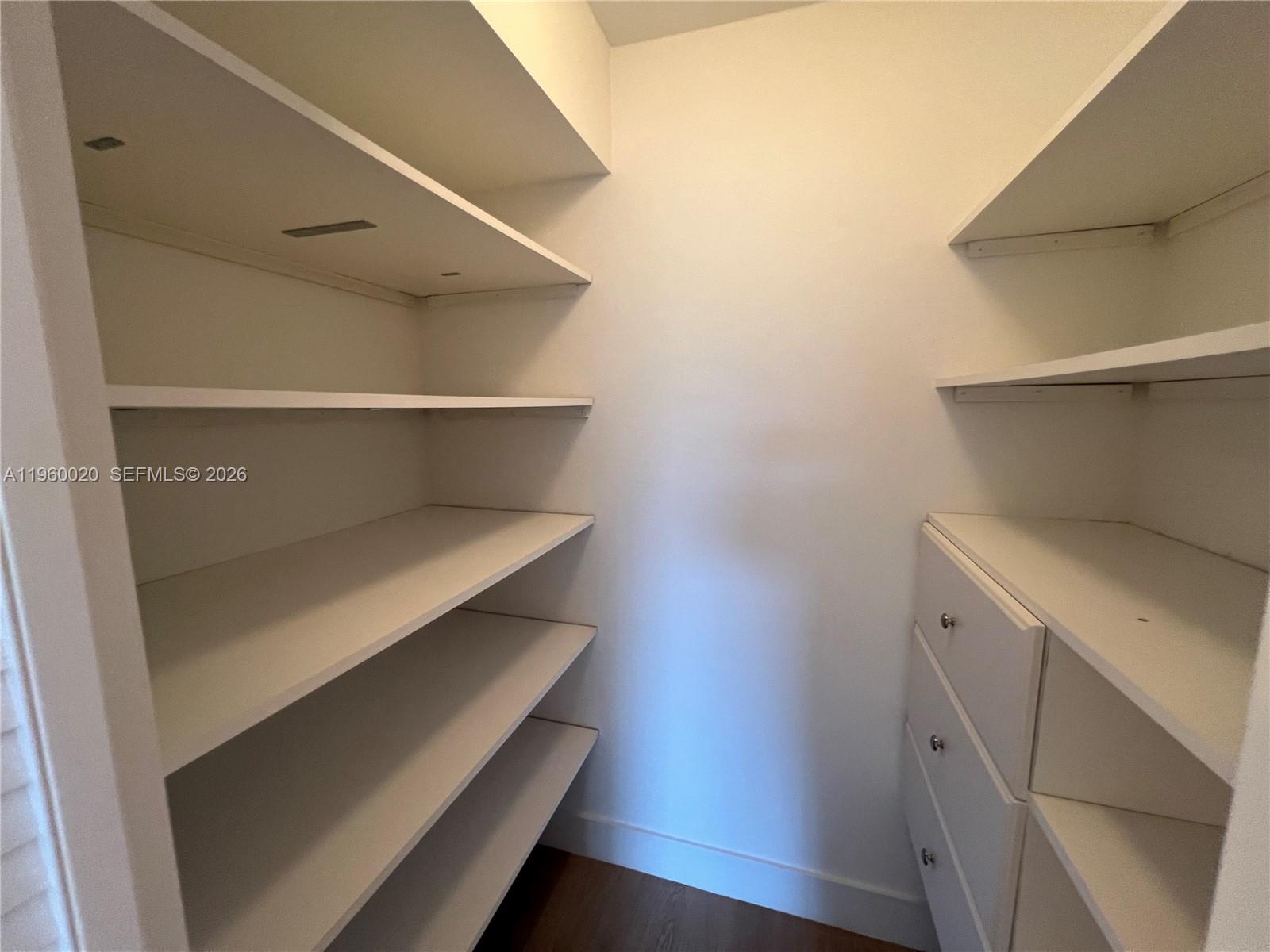 255 Galen Dr #4A Key Biscayne, FL 33149