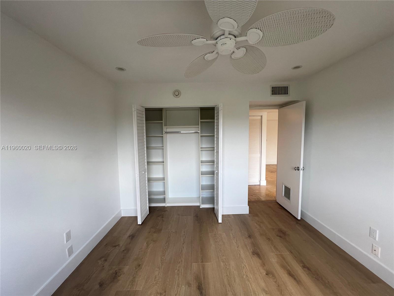 255 Galen Dr #4A Key Biscayne, FL 33149