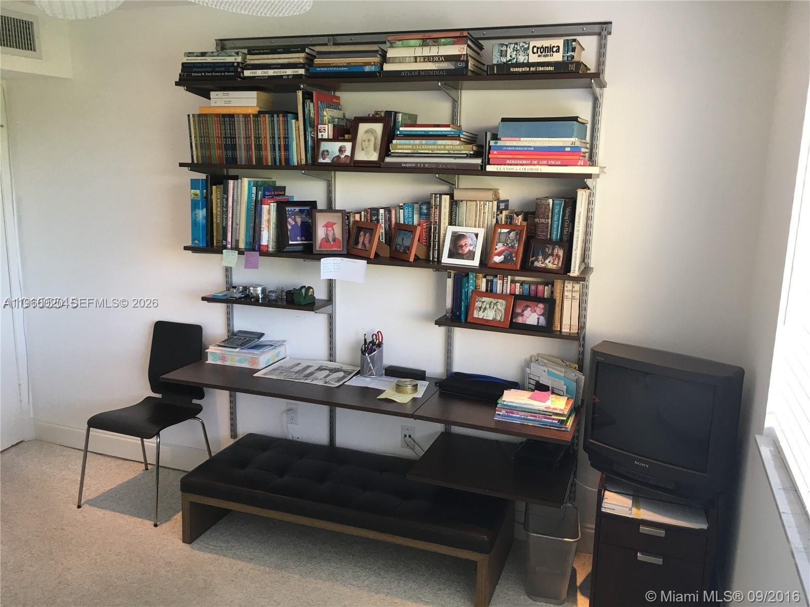 255 Galen Dr #4A Key Biscayne, FL 33149