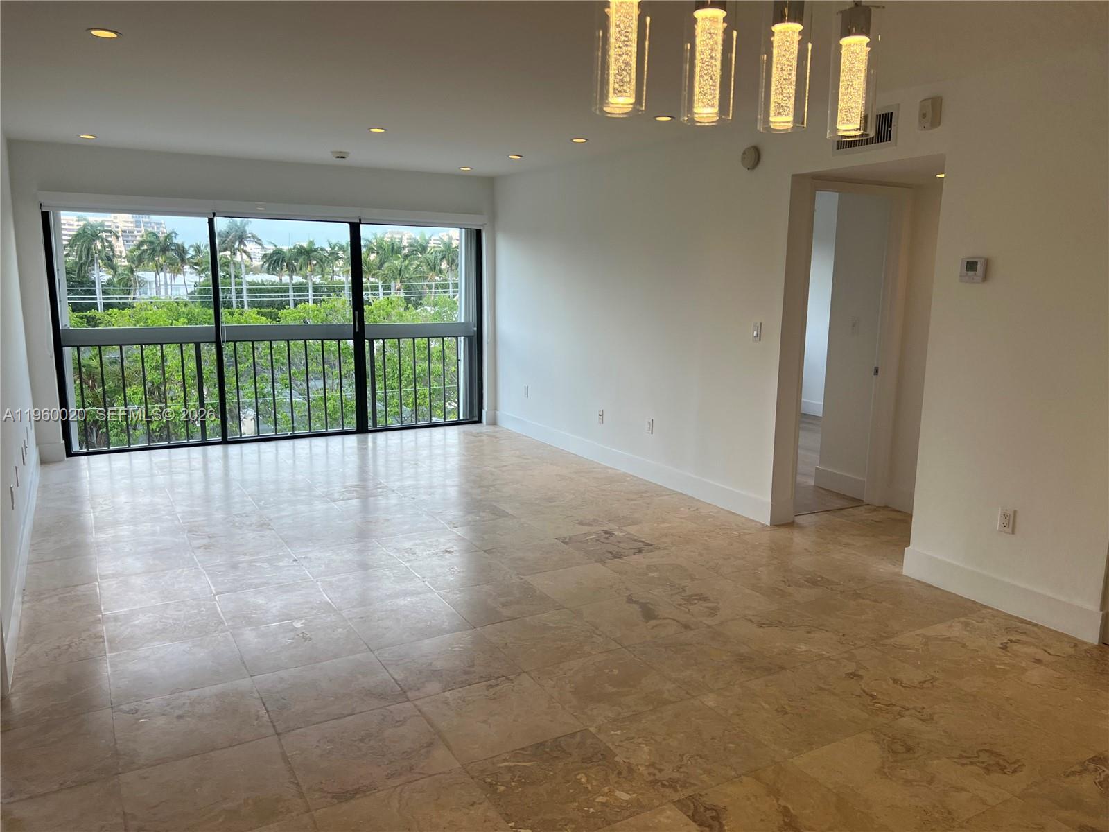255 Galen Dr #4A Key Biscayne, FL 33149