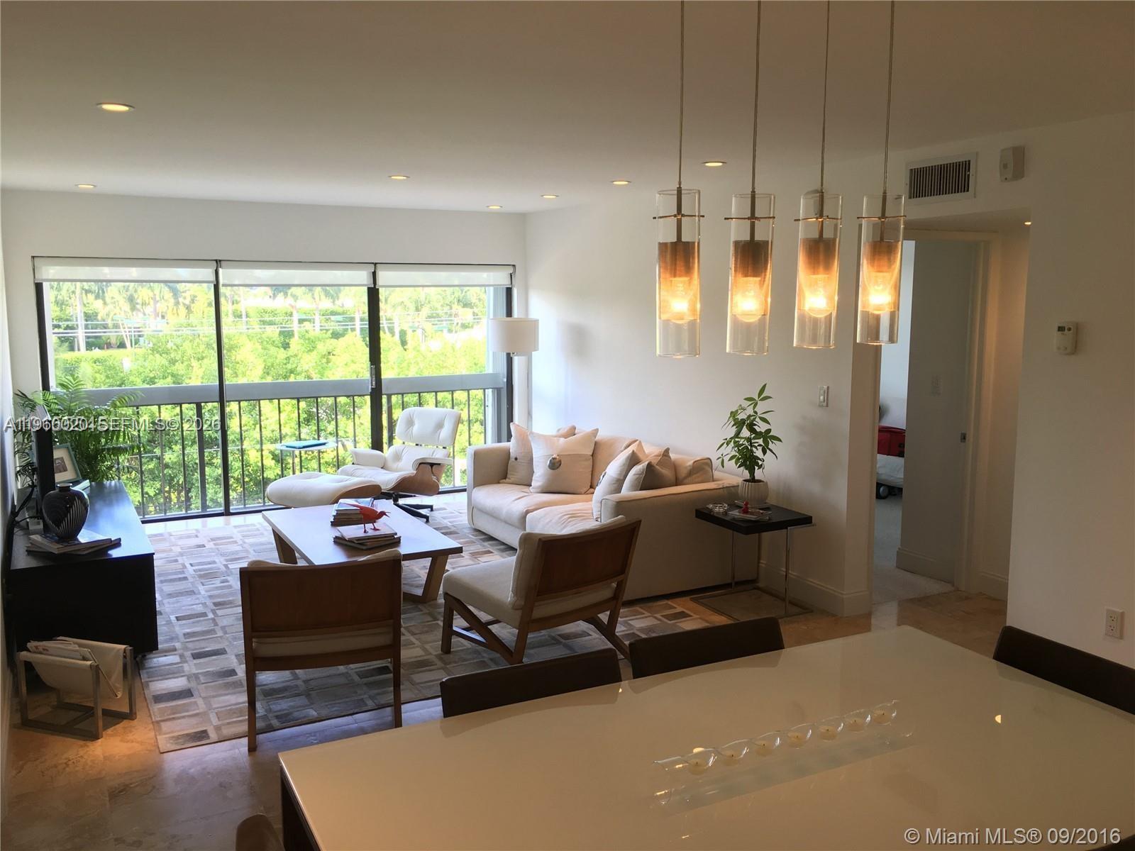 255 Galen Dr #4A Key Biscayne, FL 33149