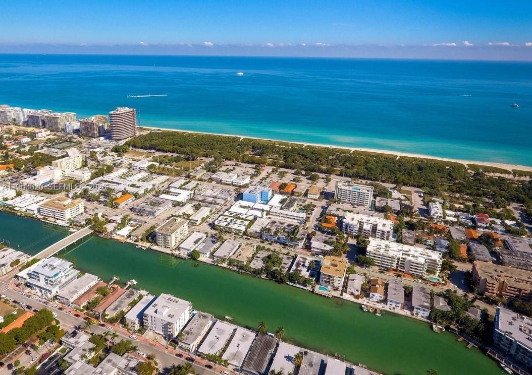 811 81st St #1 Miami Beach, FL 33141