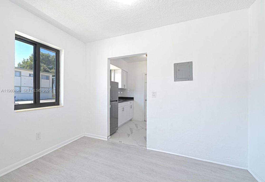 811 81st St #1 Miami Beach, FL 33141