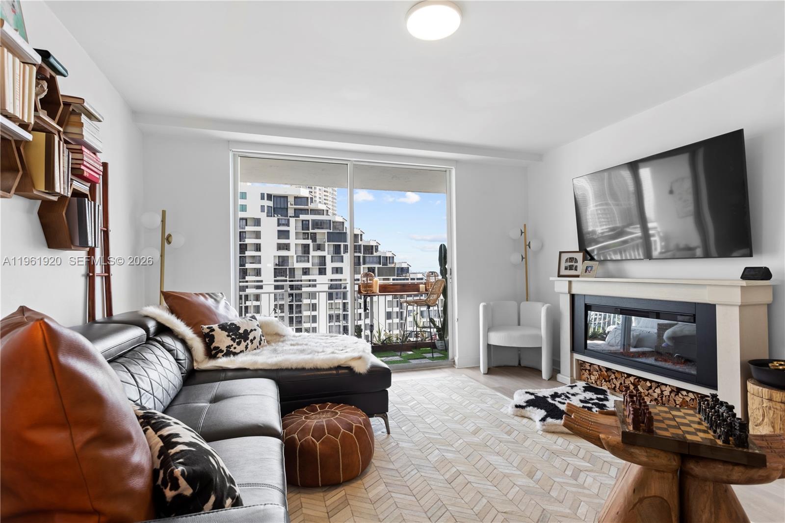 770 Claughton Is Dr #1705