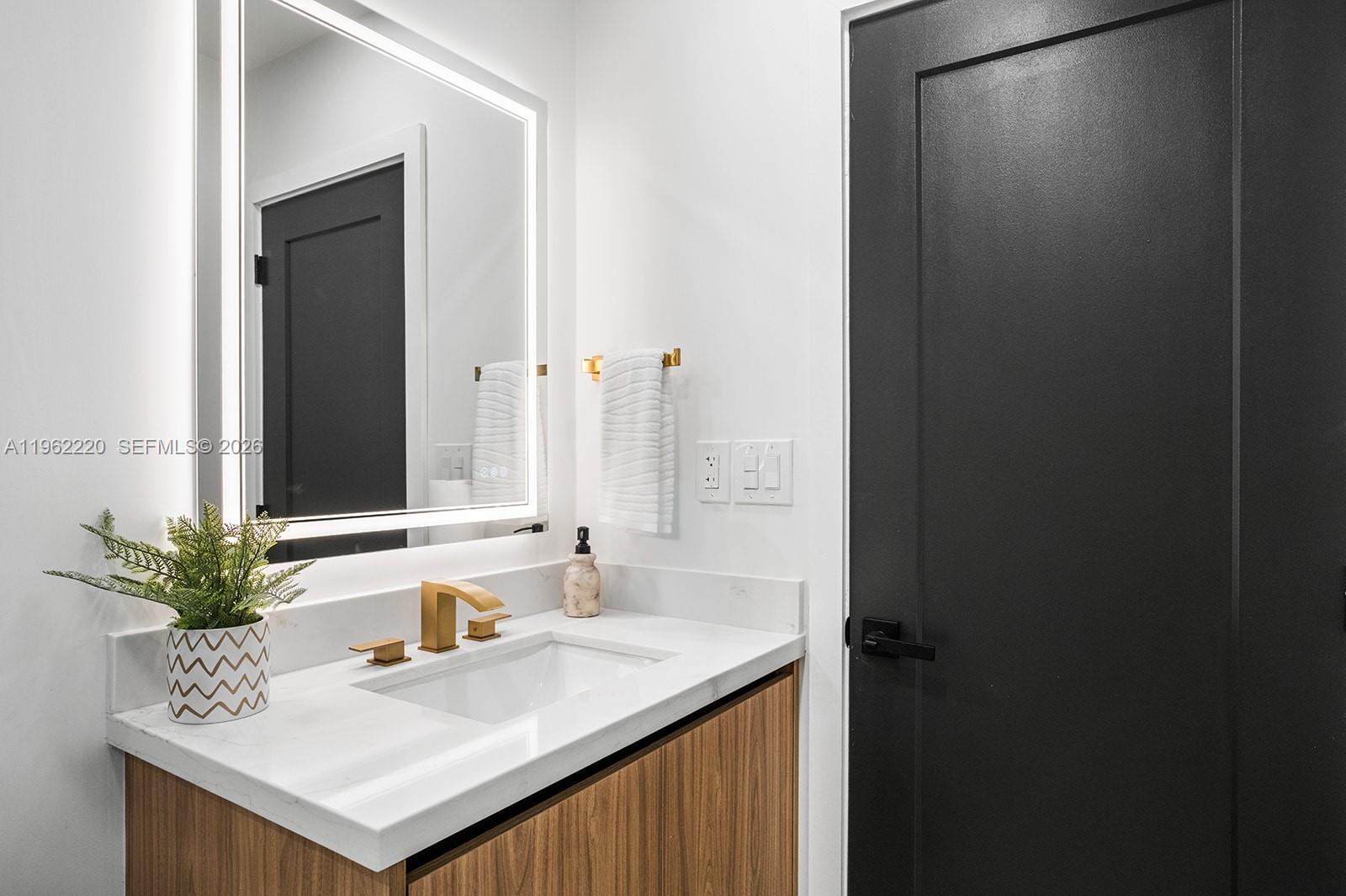 12330 SW 195th Ter Miami, FL 33177