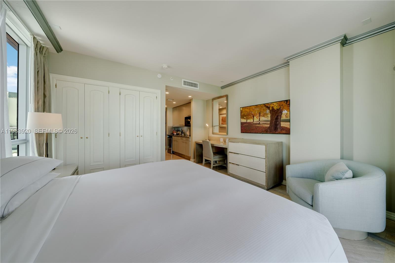 101 Ocean Dr #813 Miami Beach, FL 33139