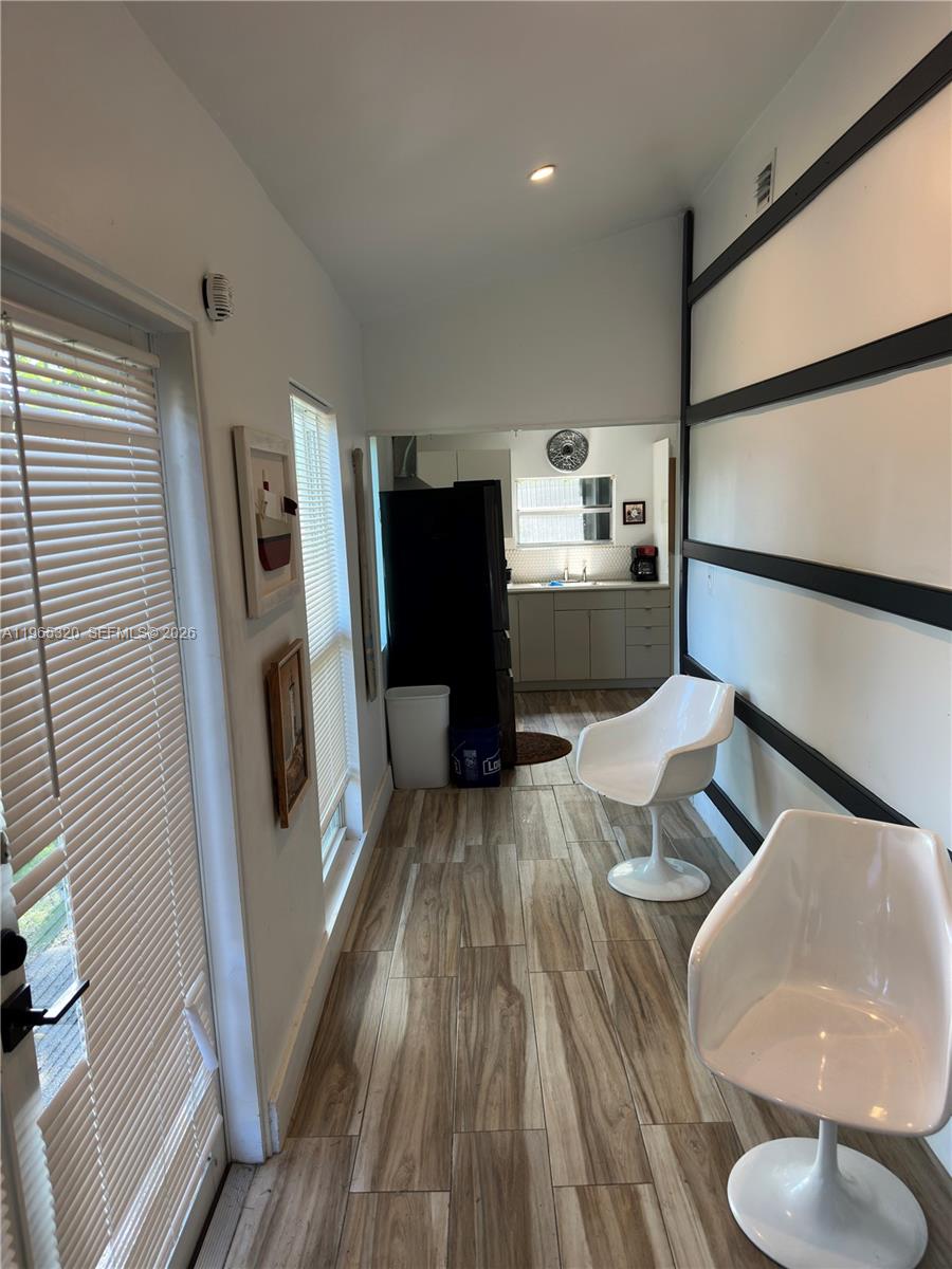 265 NE 151st St Miami, FL 33162