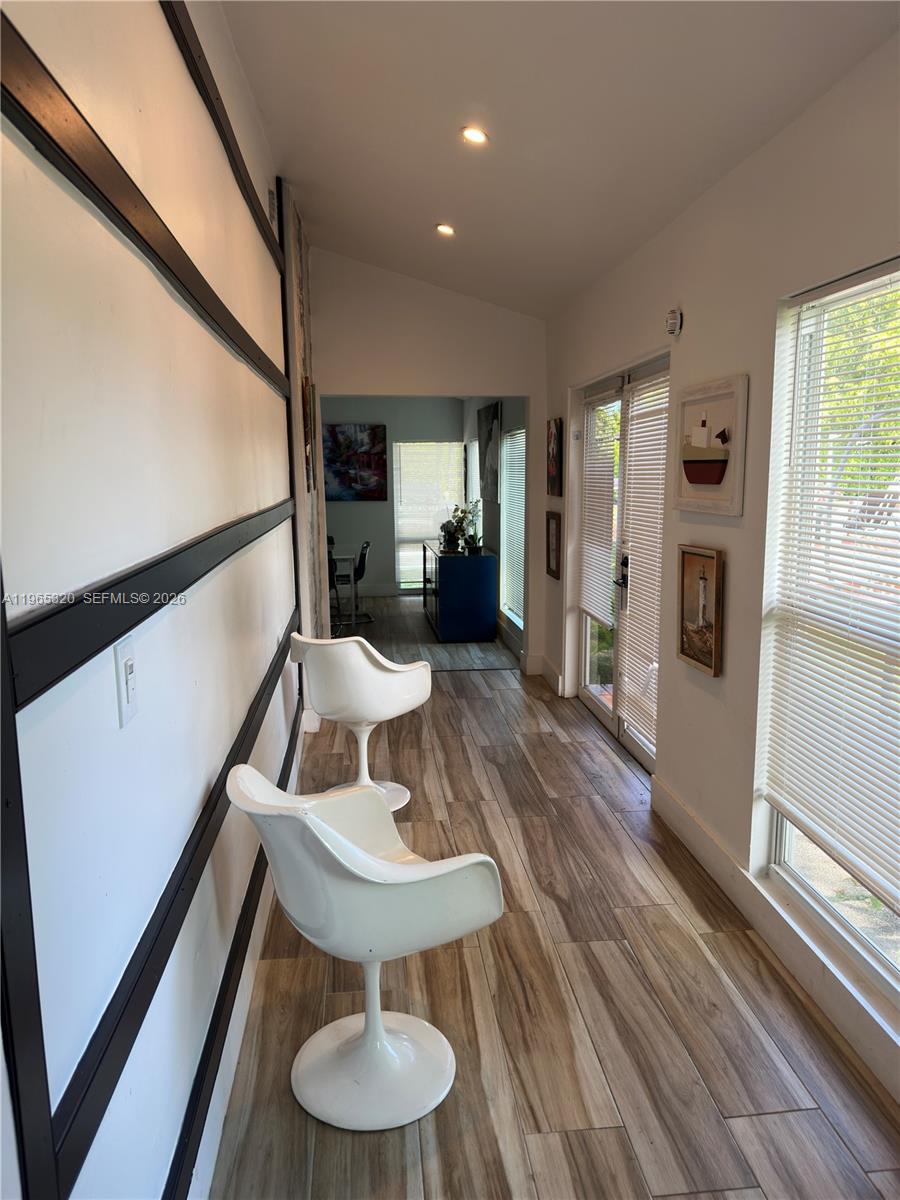 265 NE 151st St Miami, FL 33162