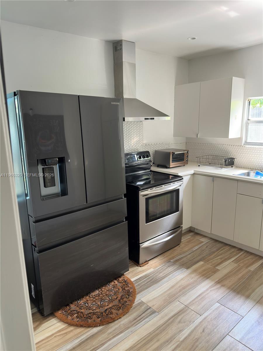 265 NE 151st St Miami, FL 33162