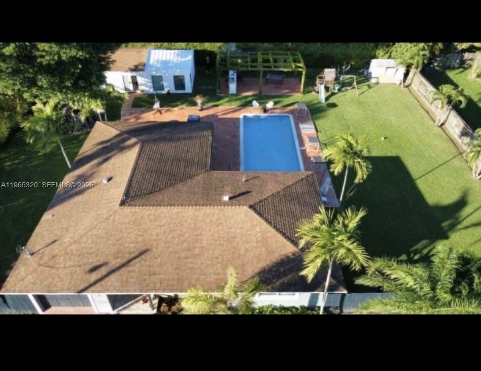 265 NE 151st St Miami, FL 33162