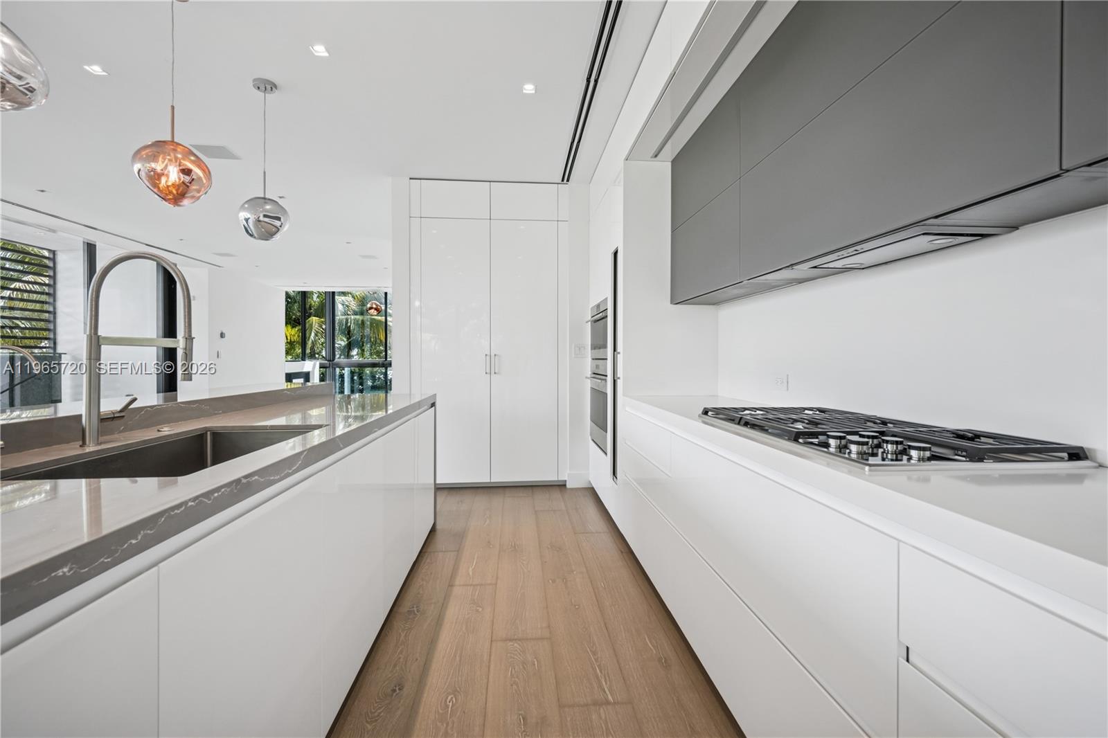 420 N Hibiscus Dr Miami Beach, FL 33139