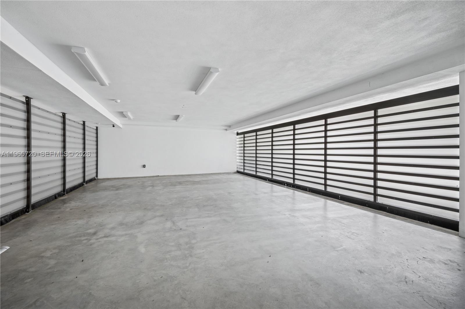 420 N Hibiscus Dr Miami Beach, FL 33139