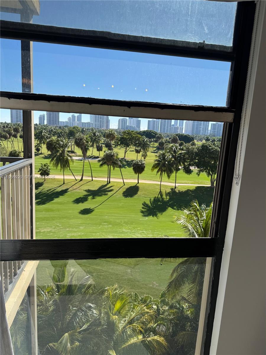 20335 W Country Clb Dr #608 Aventura, FL 33180