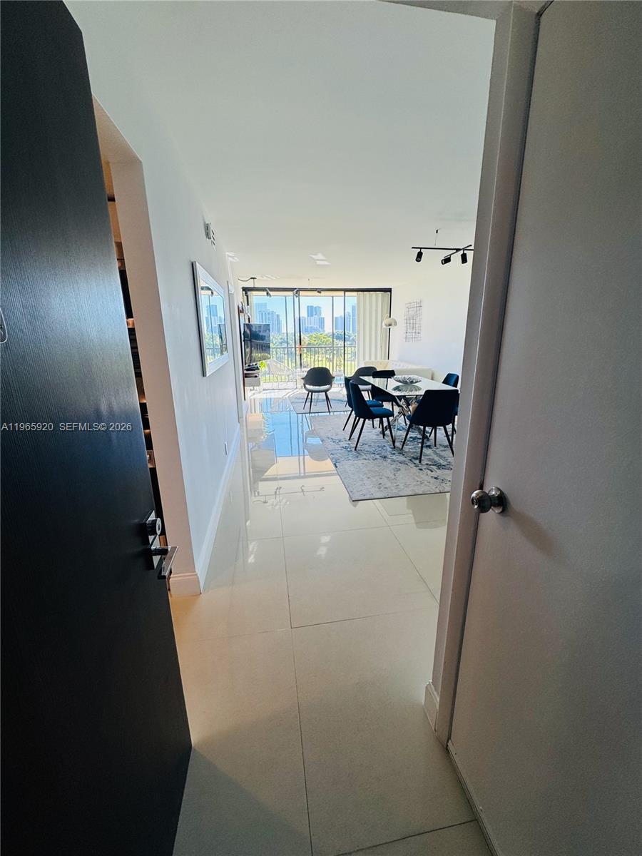 20335 W Country Clb Dr #608 Aventura, FL 33180