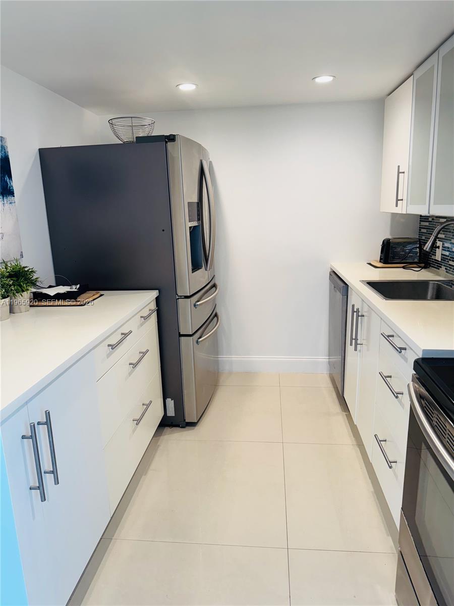 20335 W Country Clb Dr #608 Aventura, FL 33180