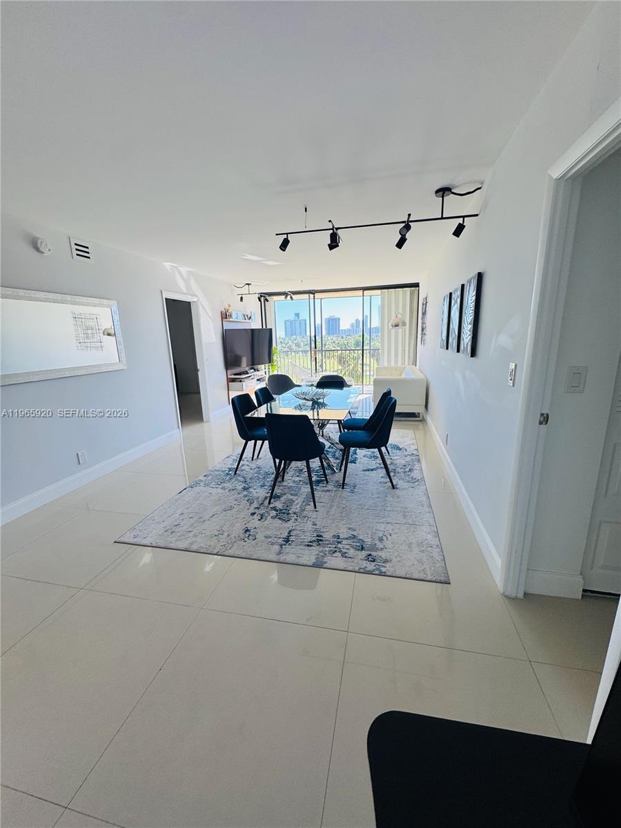 20335 W Country Clb Dr #608 Aventura, FL 33180