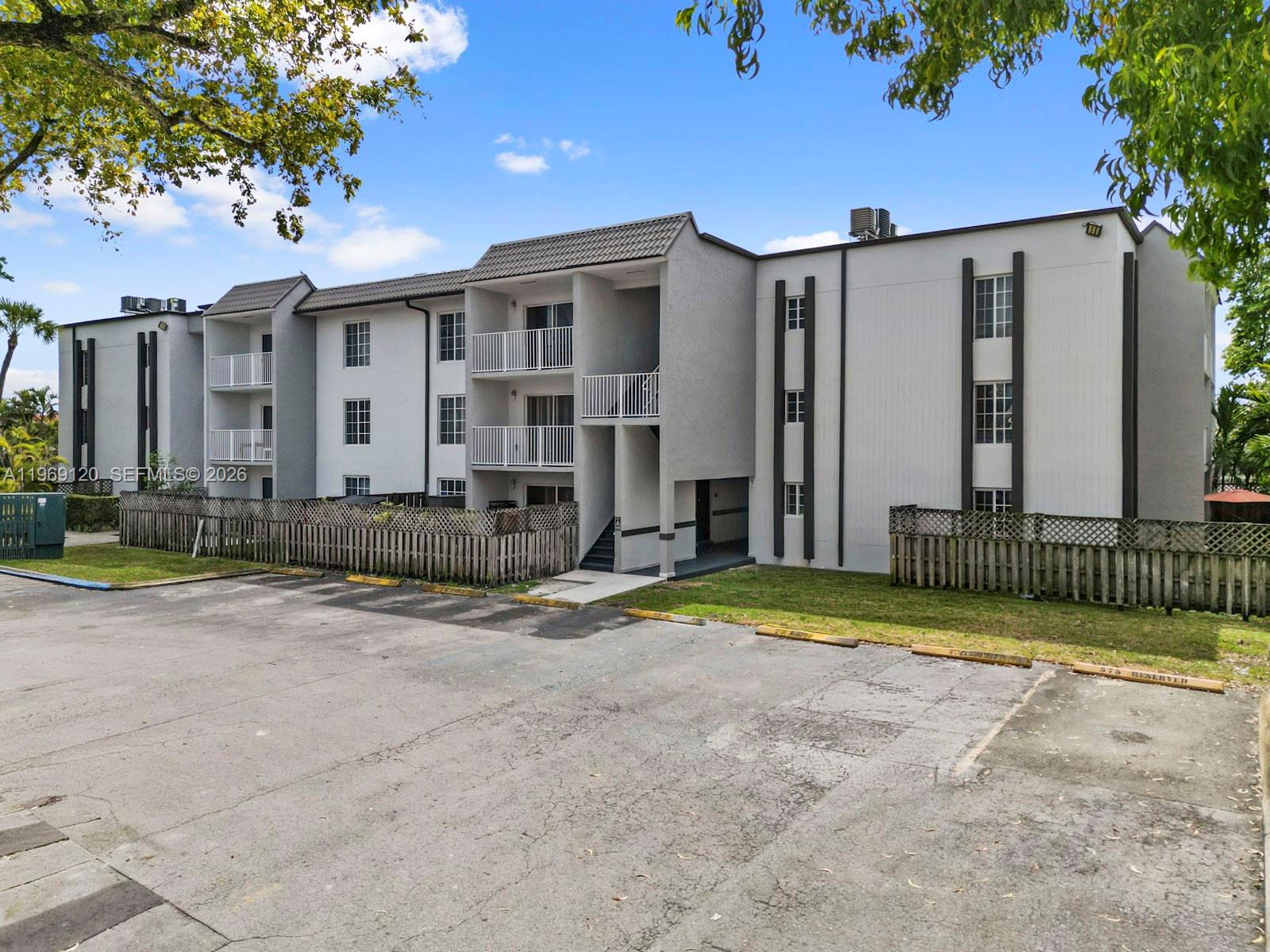 5020 NW 79th Ave #303