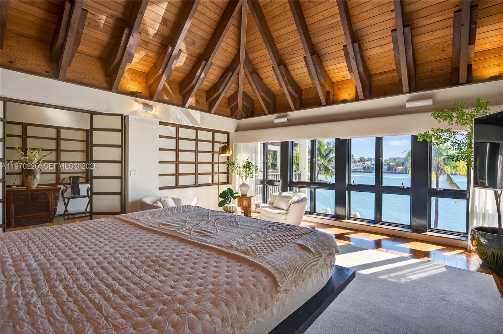 14 W San Marino Dr Miami Beach, FL 33139