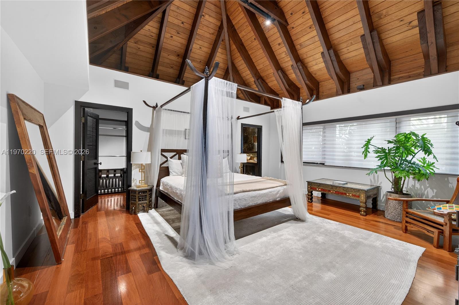 14 W San Marino Dr Miami Beach, FL 33139