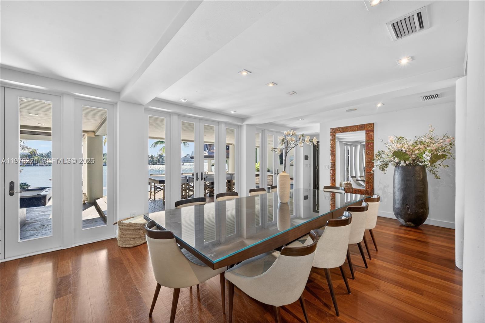 14 W San Marino Dr Miami Beach, FL 33139