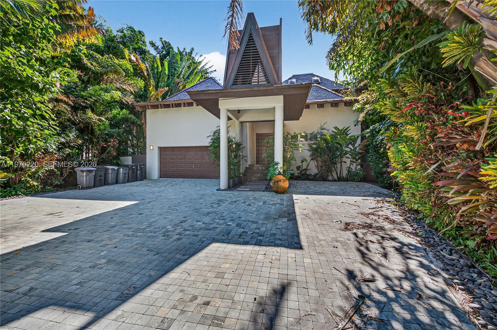 14 W San Marino Dr Miami Beach, FL 33139