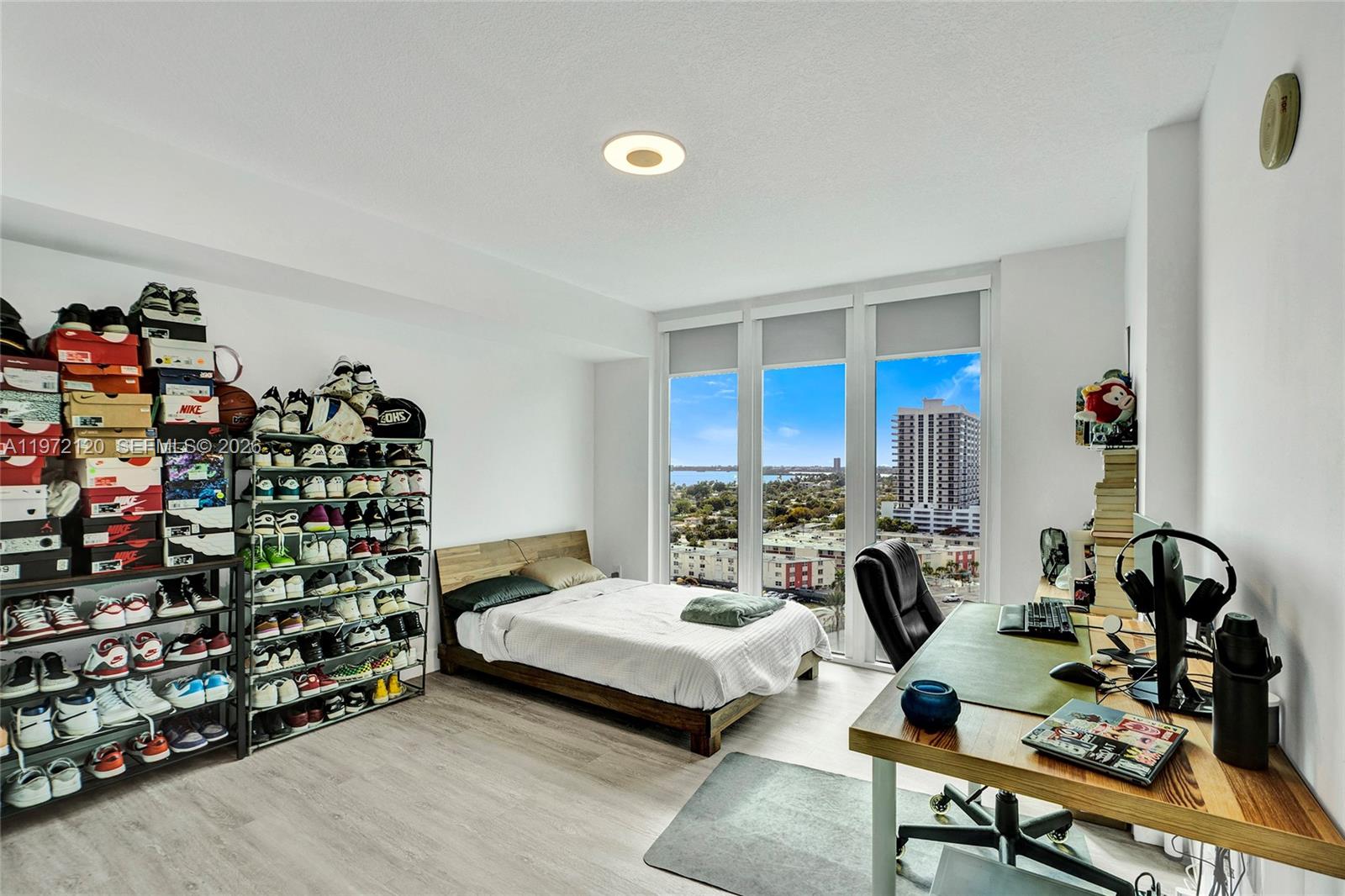 1881 79th St Cswy #1404 North Bay Village, FL 33141