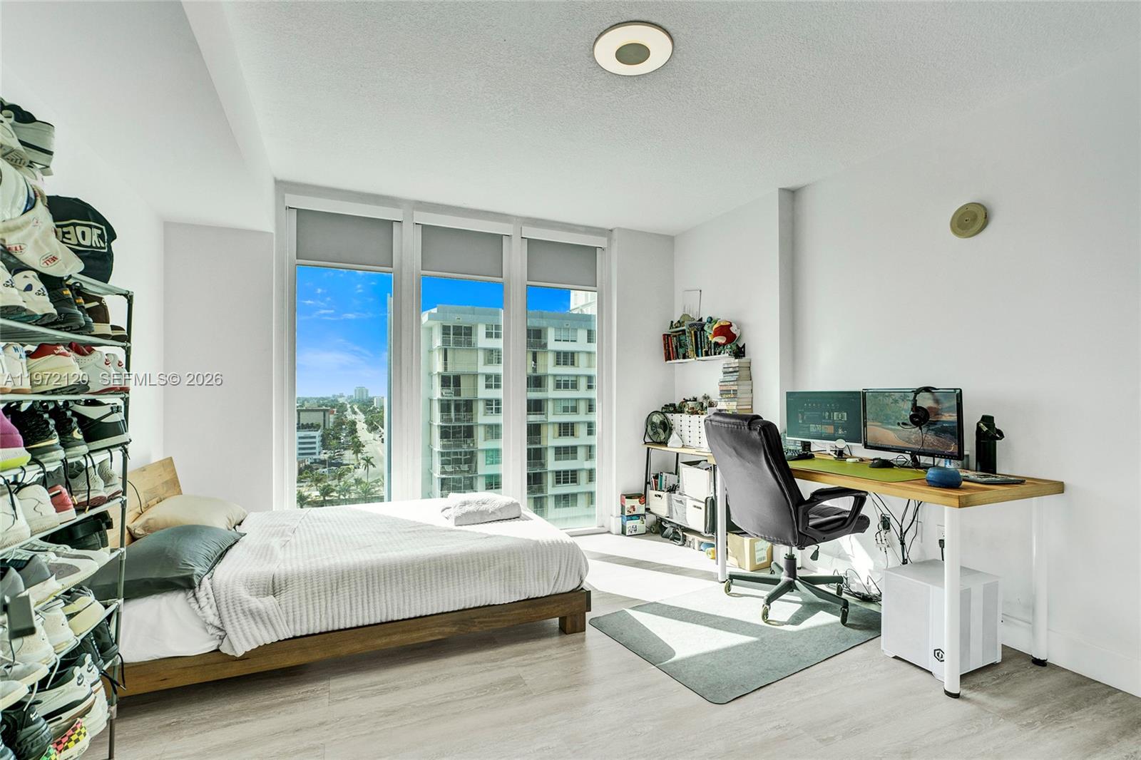 1881 79th St Cswy #1404 North Bay Village, FL 33141