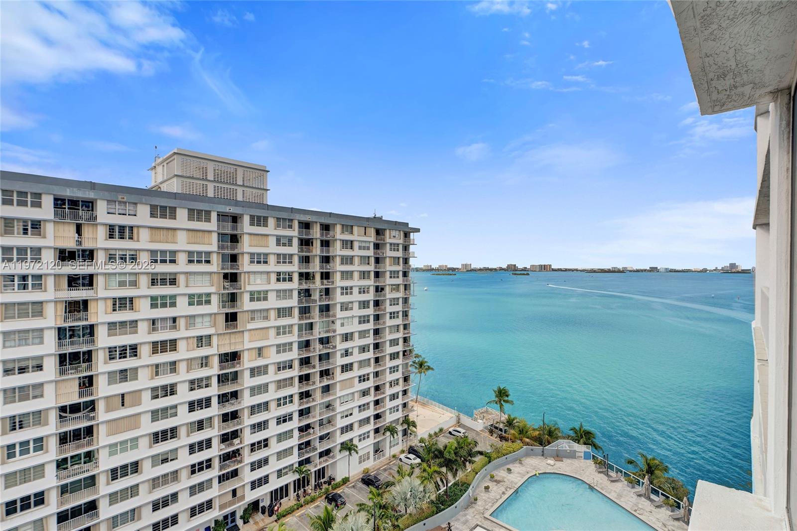 1881 79th St Cswy #1404 North Bay Village, FL 33141