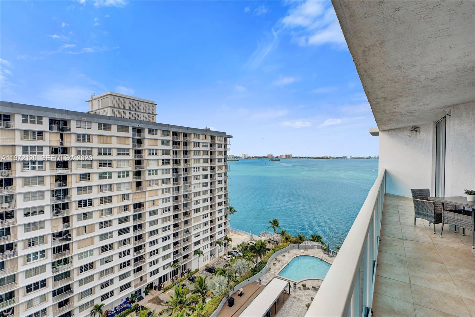 1881 79th St Cswy #1404 North Bay Village, FL 33141