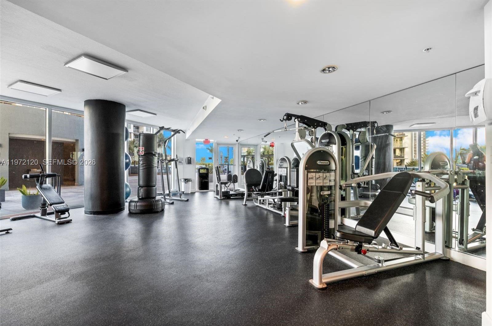 1881 79th St Cswy #1404 North Bay Village, FL 33141