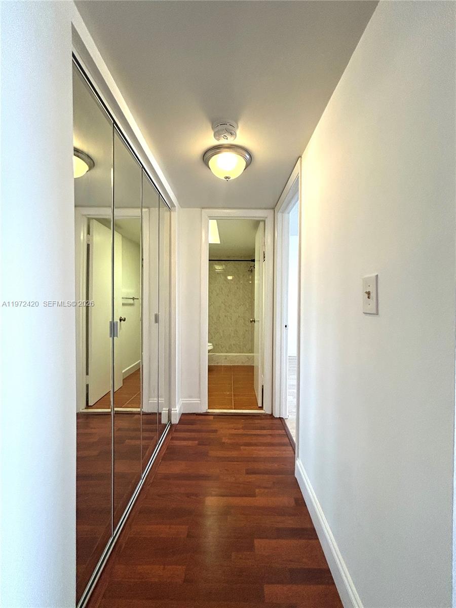 6005 Del Lago Cir #210 Sunrise, FL 33313