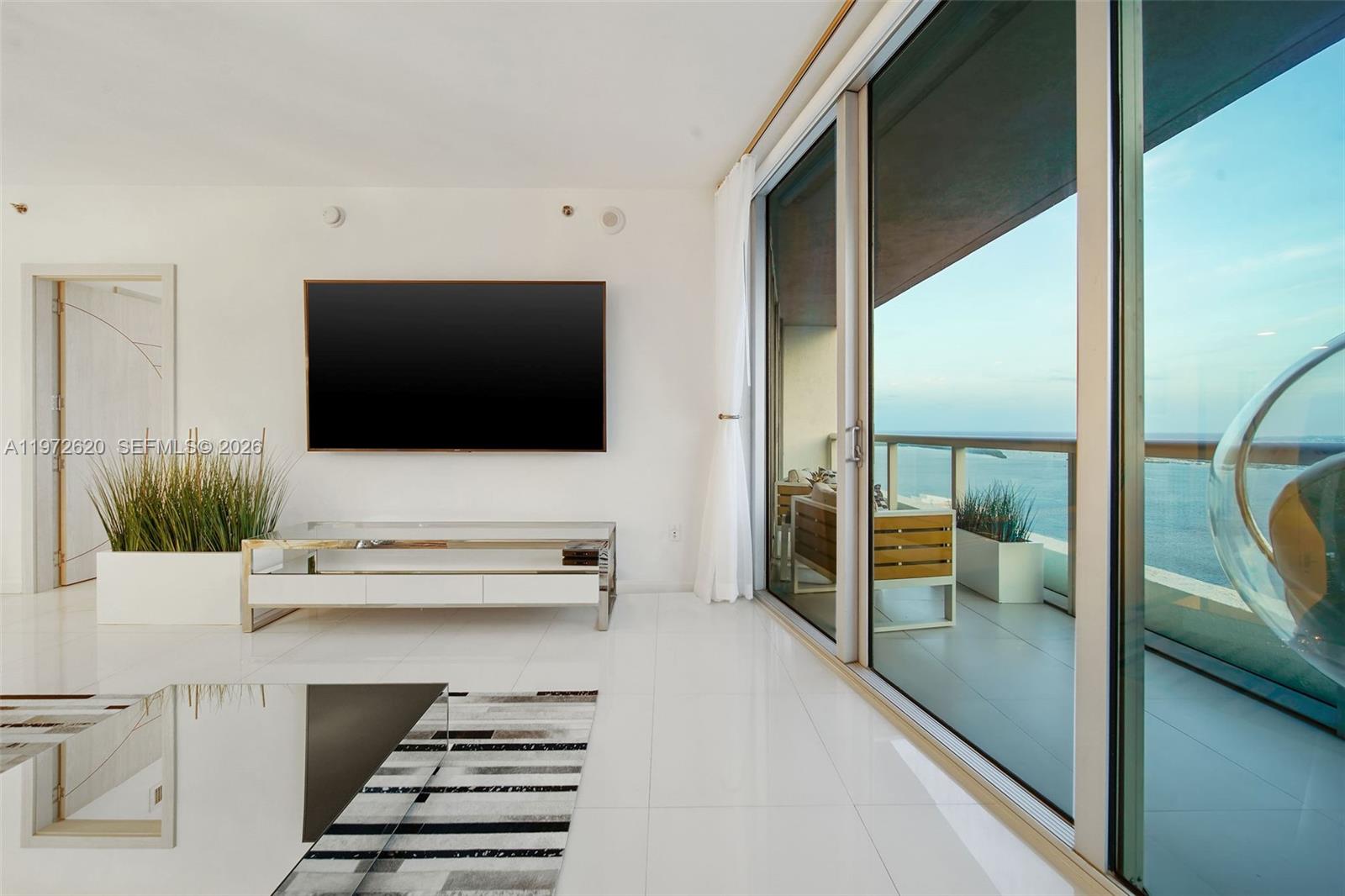 image Icon Brickell II8