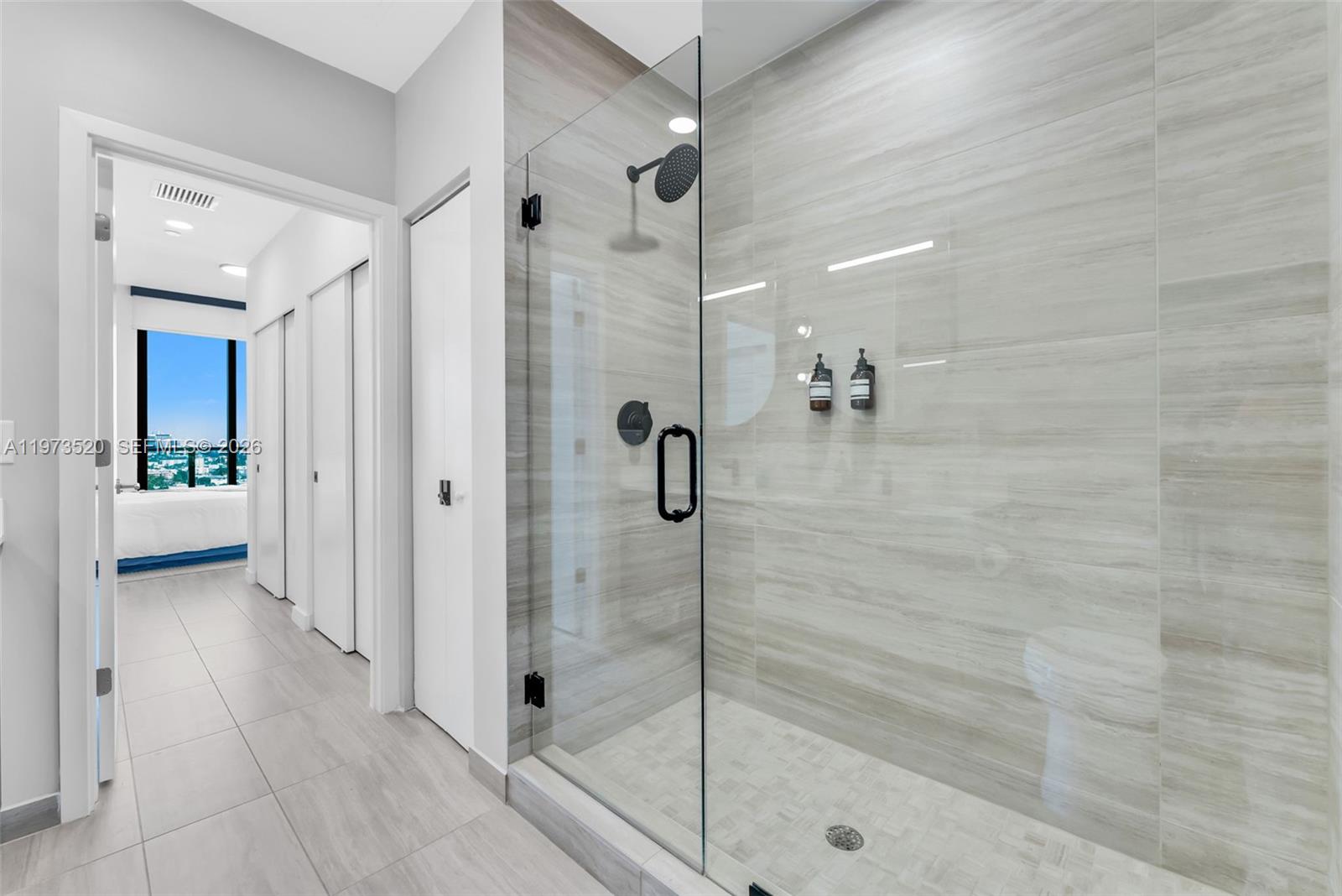 580 72nd St #1801 Miami Beach, FL 33141