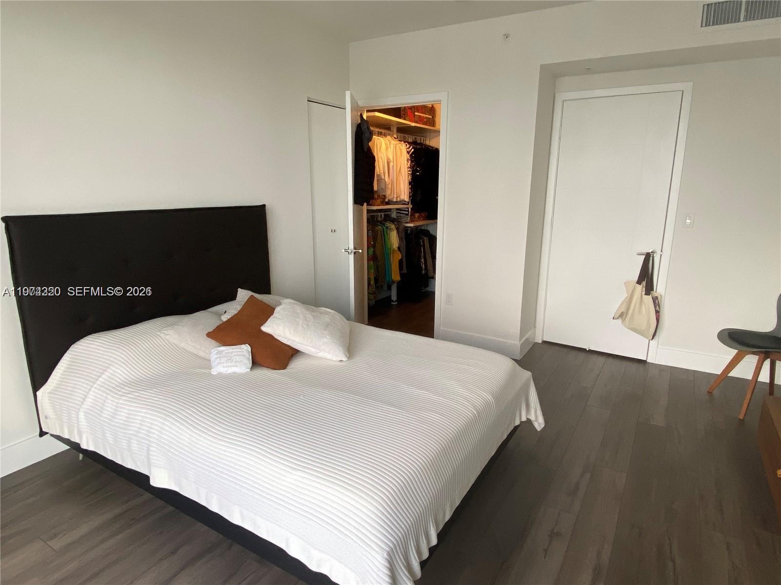 1010 SW 2nd Ave #1505 Miami, FL 33130