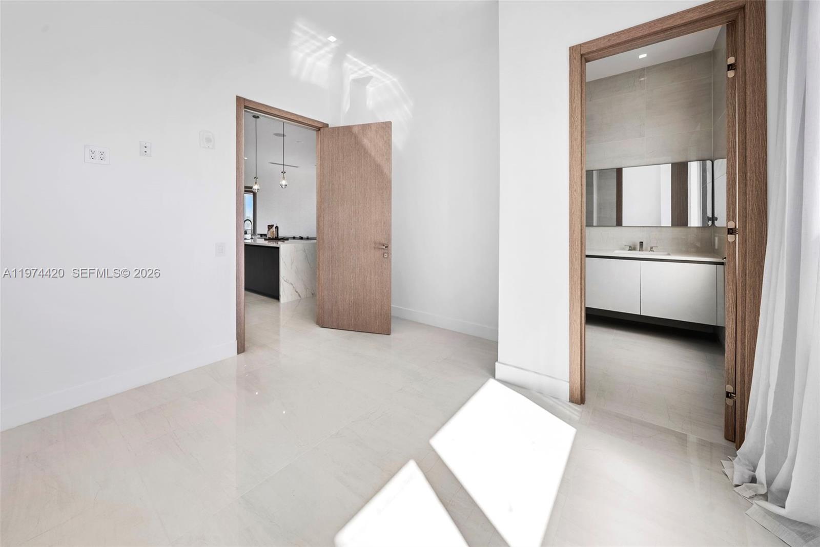 246 Ne 6th Ave #PH Delray Beach, FL 33483