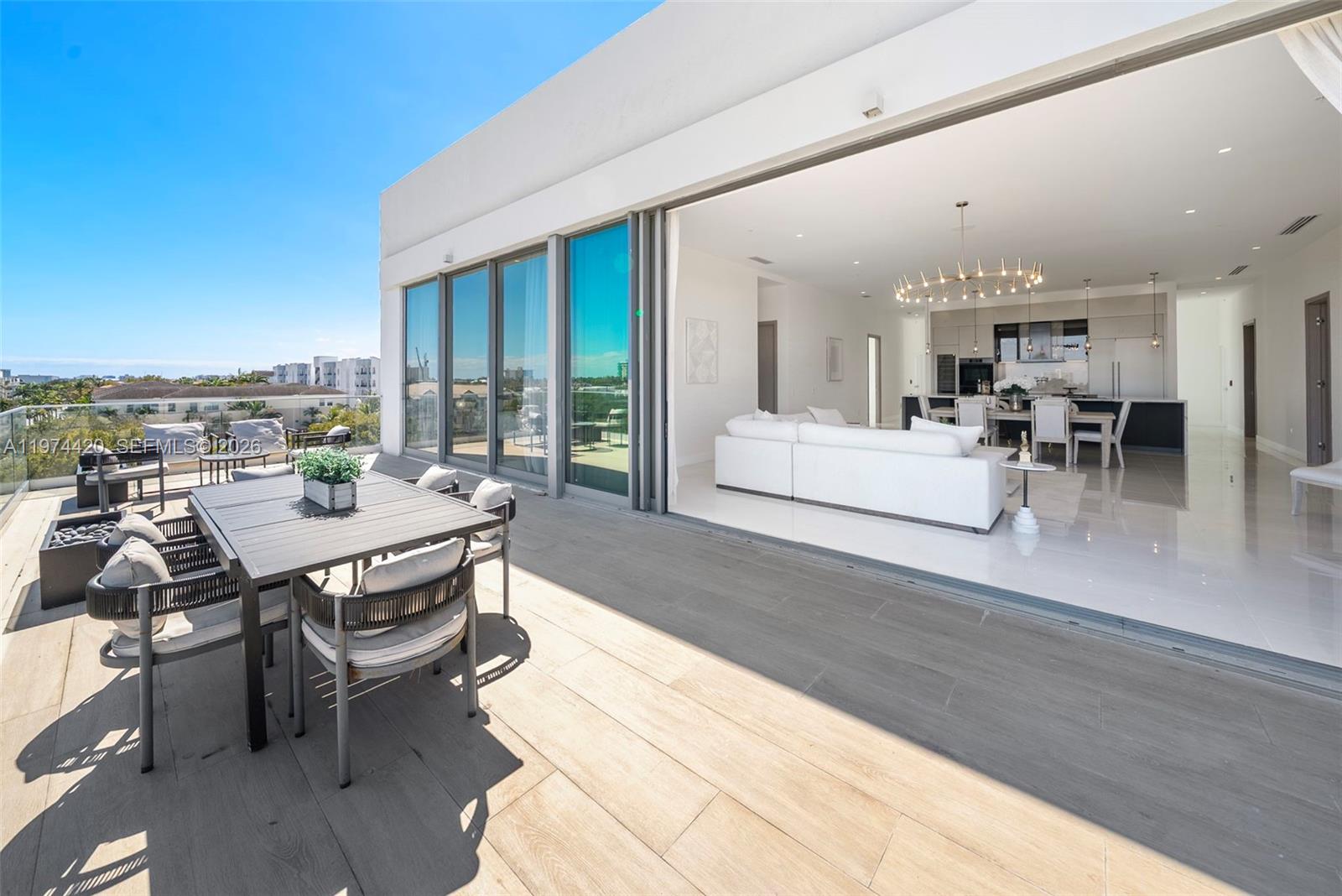 246 Ne 6th Ave #PH Delray Beach, FL 33483