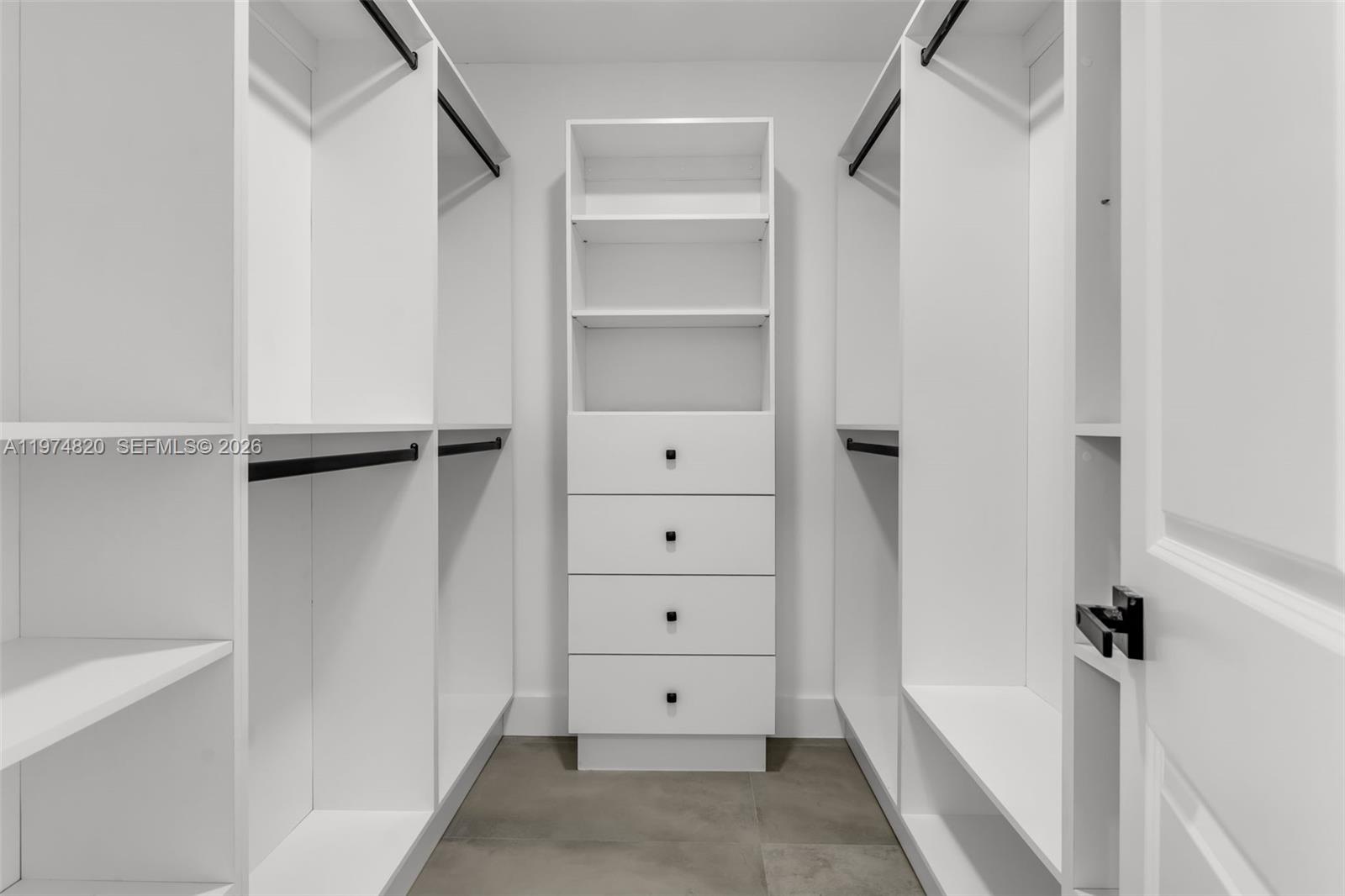 7120 SW 92nd Ave Miami, FL 33173