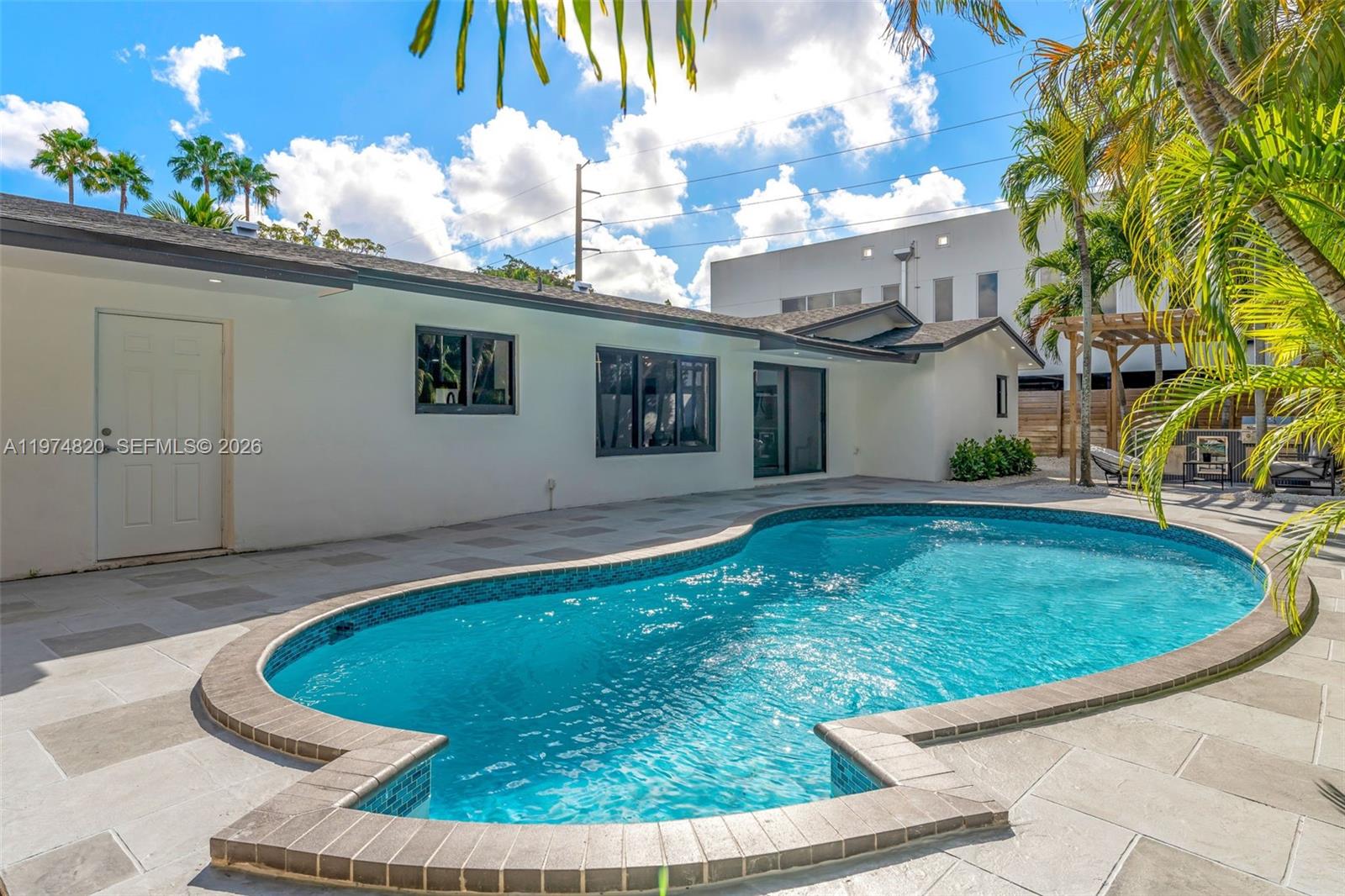 7120 SW 92nd Ave Miami, FL 33173