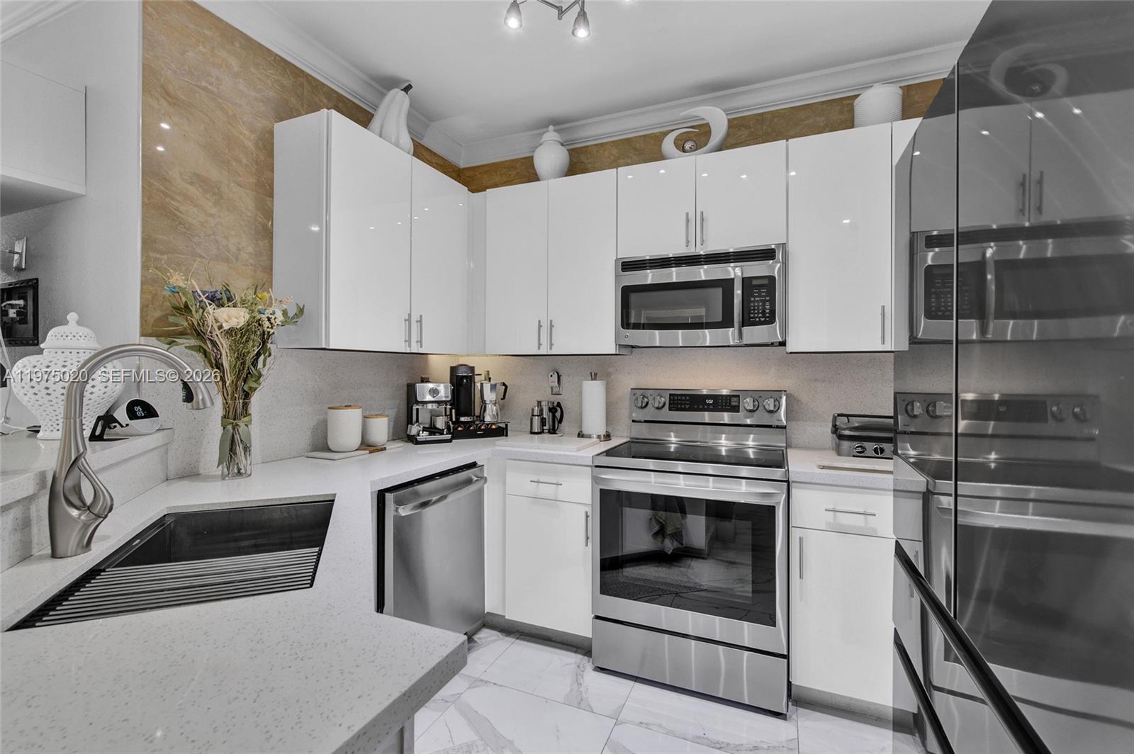 27546 SW 142nd Ave Homestead, FL 33032