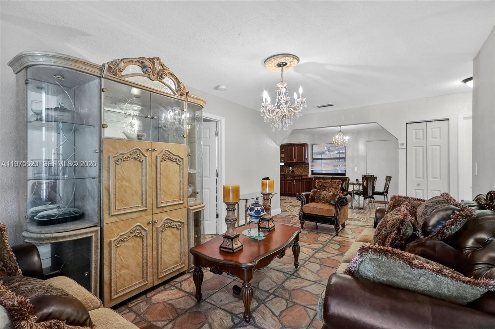 834 NW 115th St Miami, FL 33168