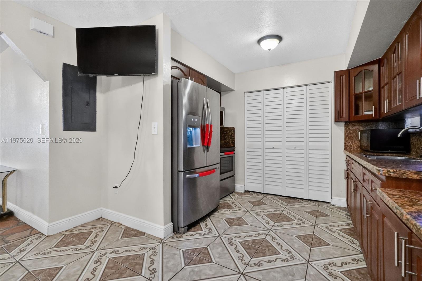 834 NW 115th St Miami, FL 33168