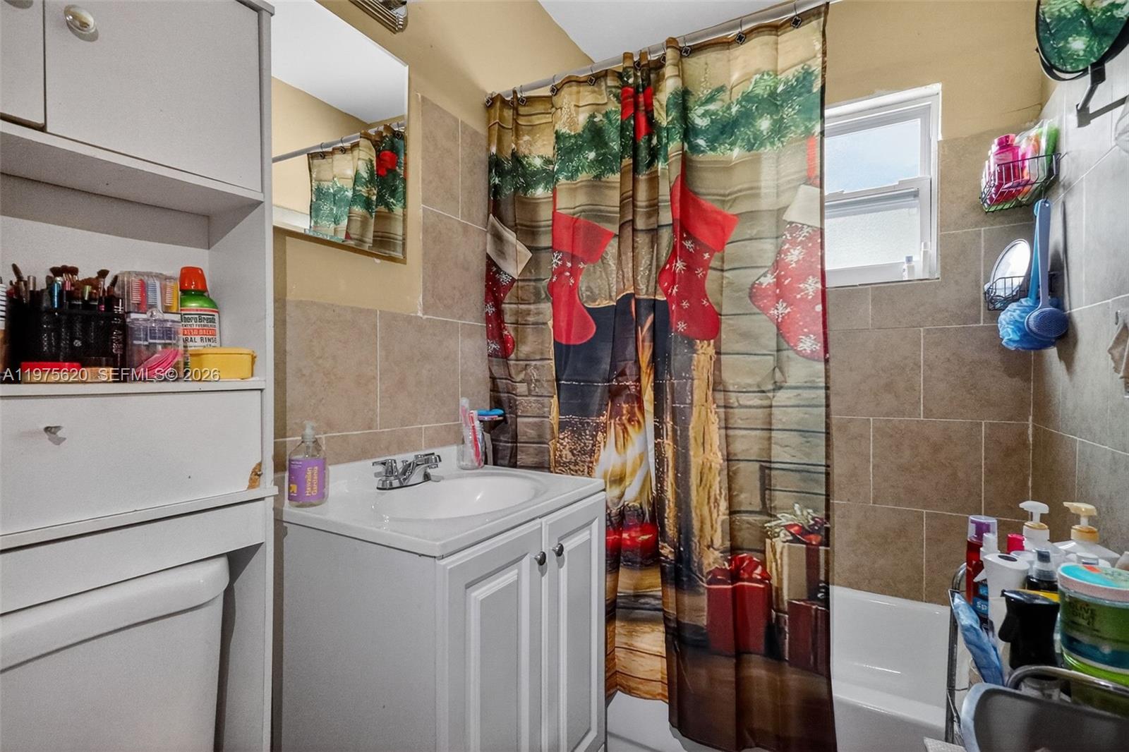 834 NW 115th St Miami, FL 33168