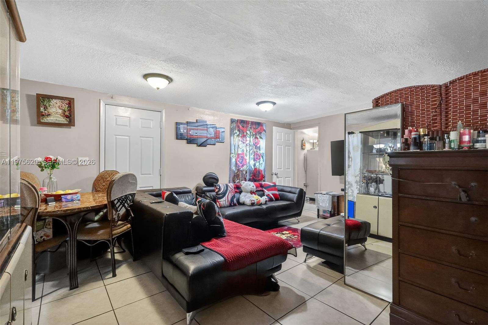 834 NW 115th St Miami, FL 33168