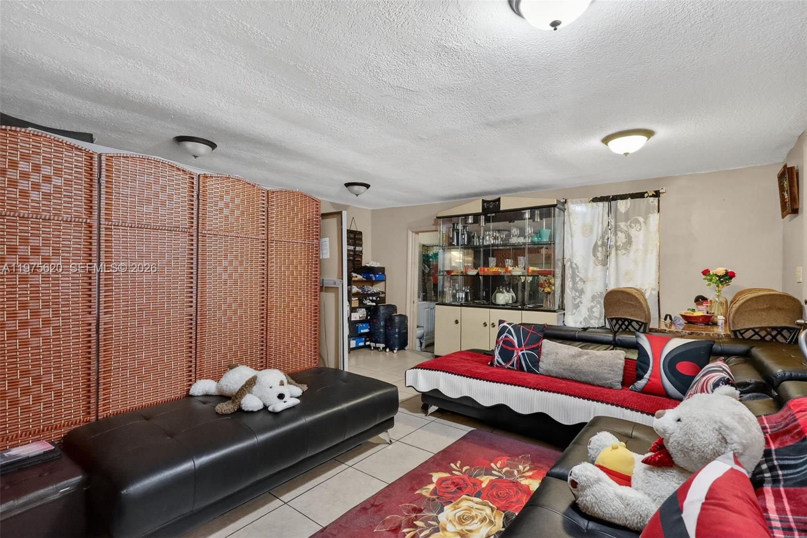 834 NW 115th St Miami, FL 33168