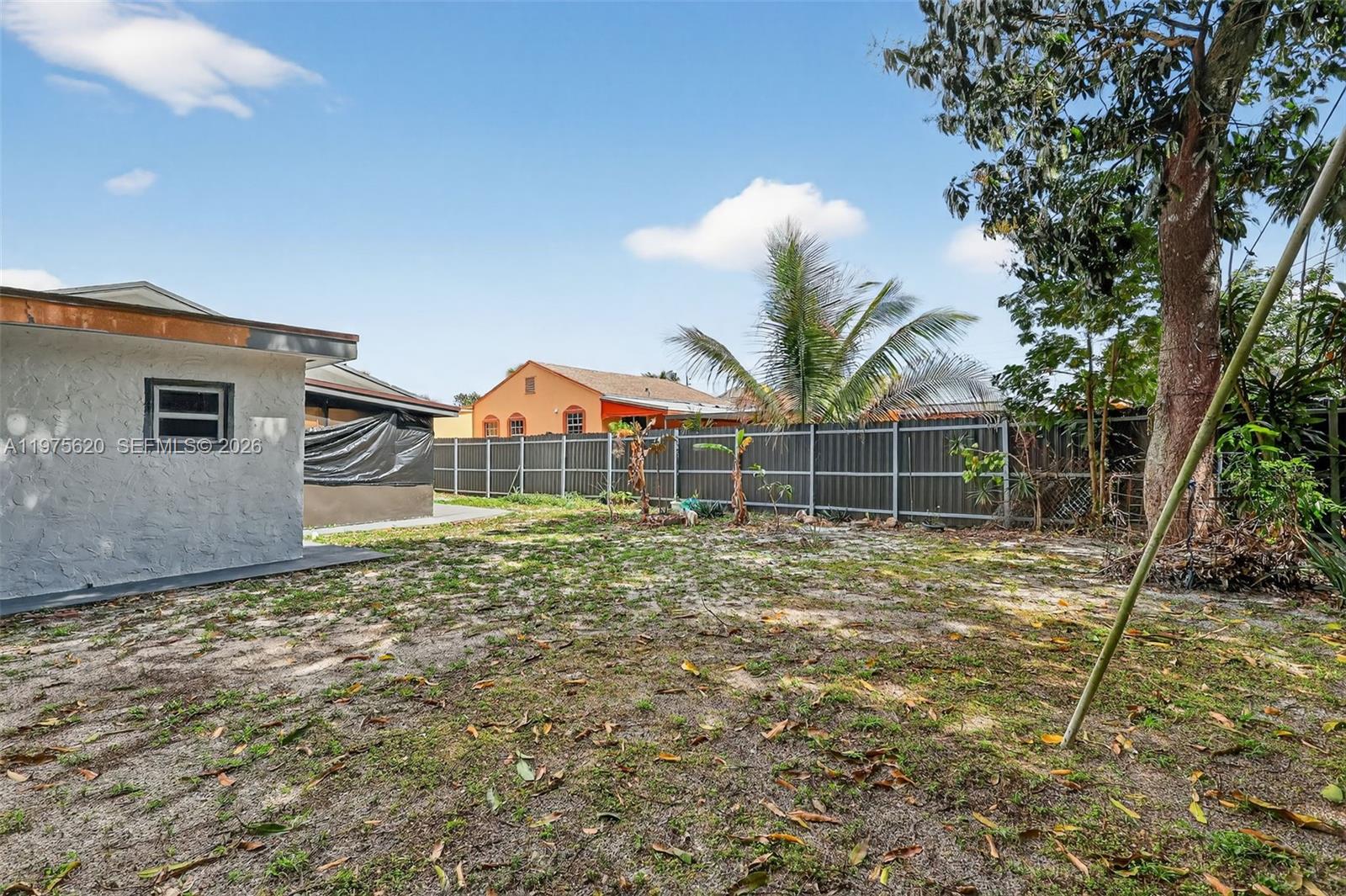 834 NW 115th St Miami, FL 33168