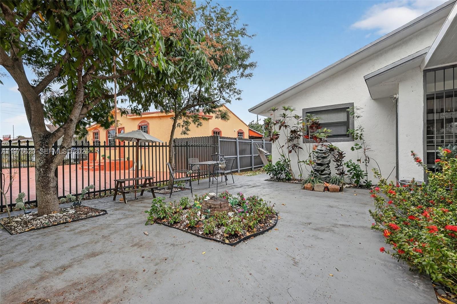 834 NW 115th St Miami, FL 33168