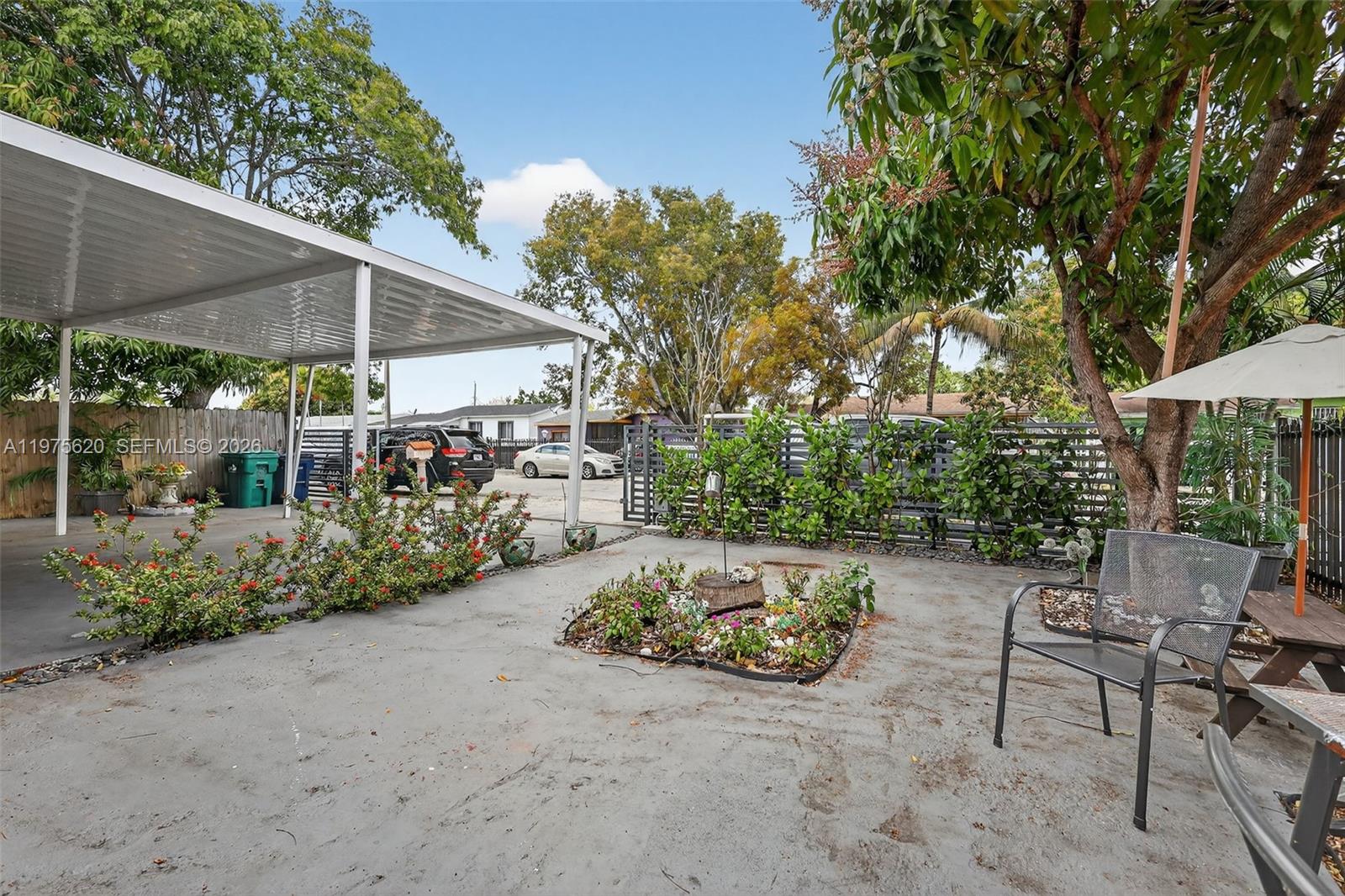 834 NW 115th St Miami, FL 33168